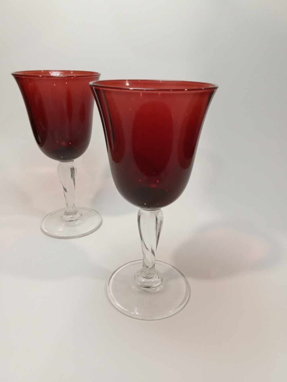 Cristal D'Arques Durand  Ruby Red Wine Glasses/Goblets - Set of 2